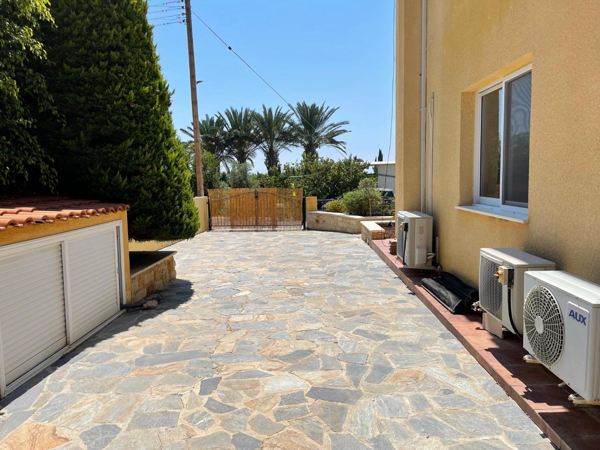Coral Bay New Furnished Private With Pool Peyia