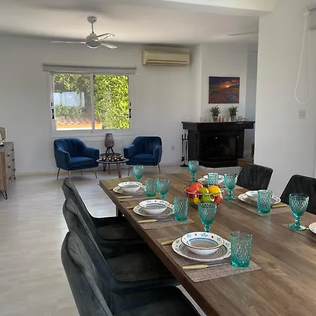 Coral Bay New Furnished Private Villa With Pool Peyia Exterior foto
