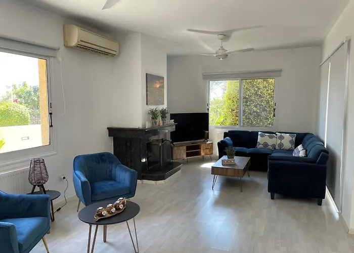 Coral Bay New Furnished Private Villa With Pool