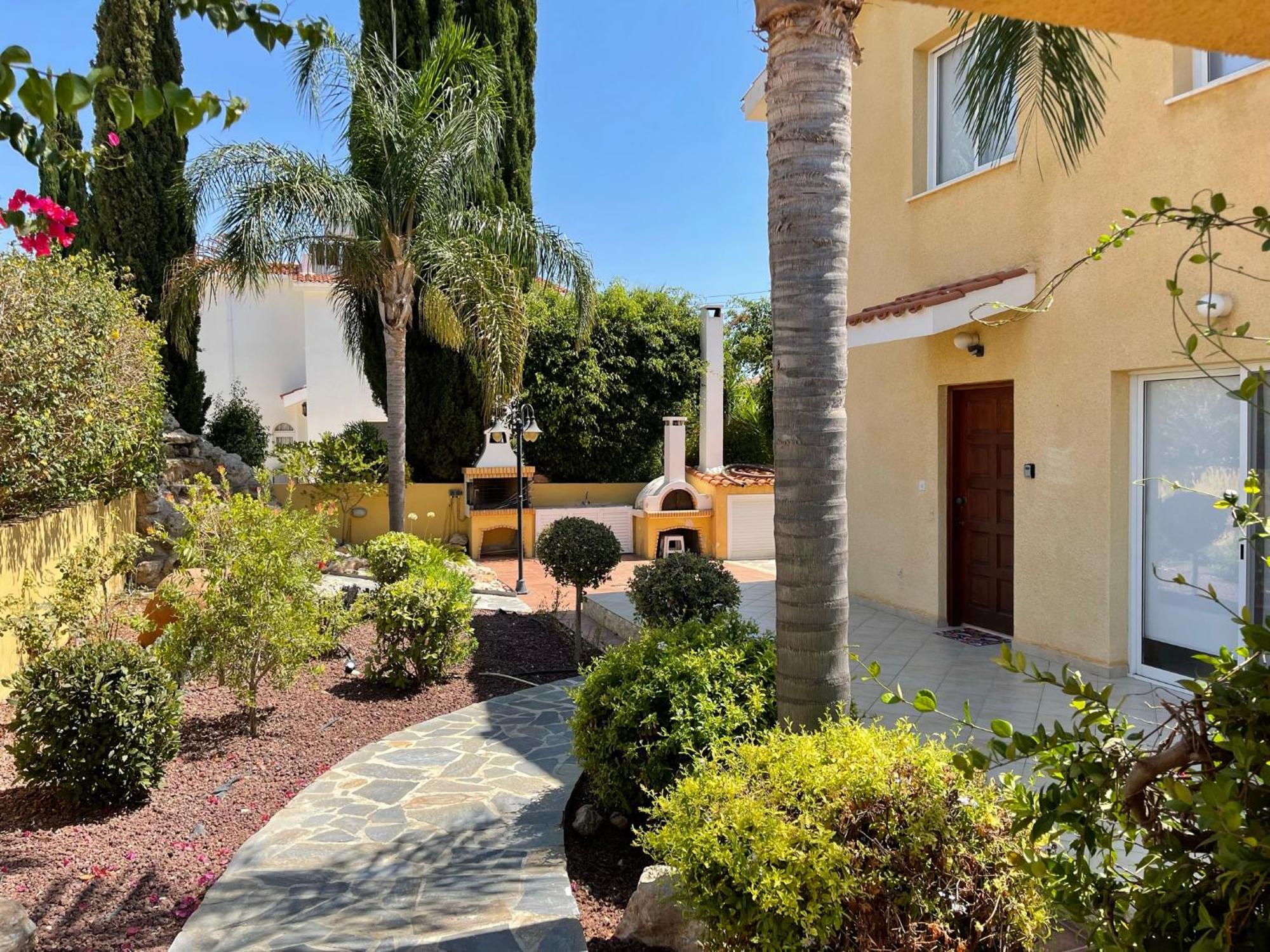 Вилла Coral Bay New Furnished Private With Pool